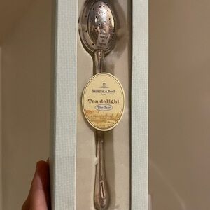 Villeroy & Boch Silver Tea Delight infuser spoon